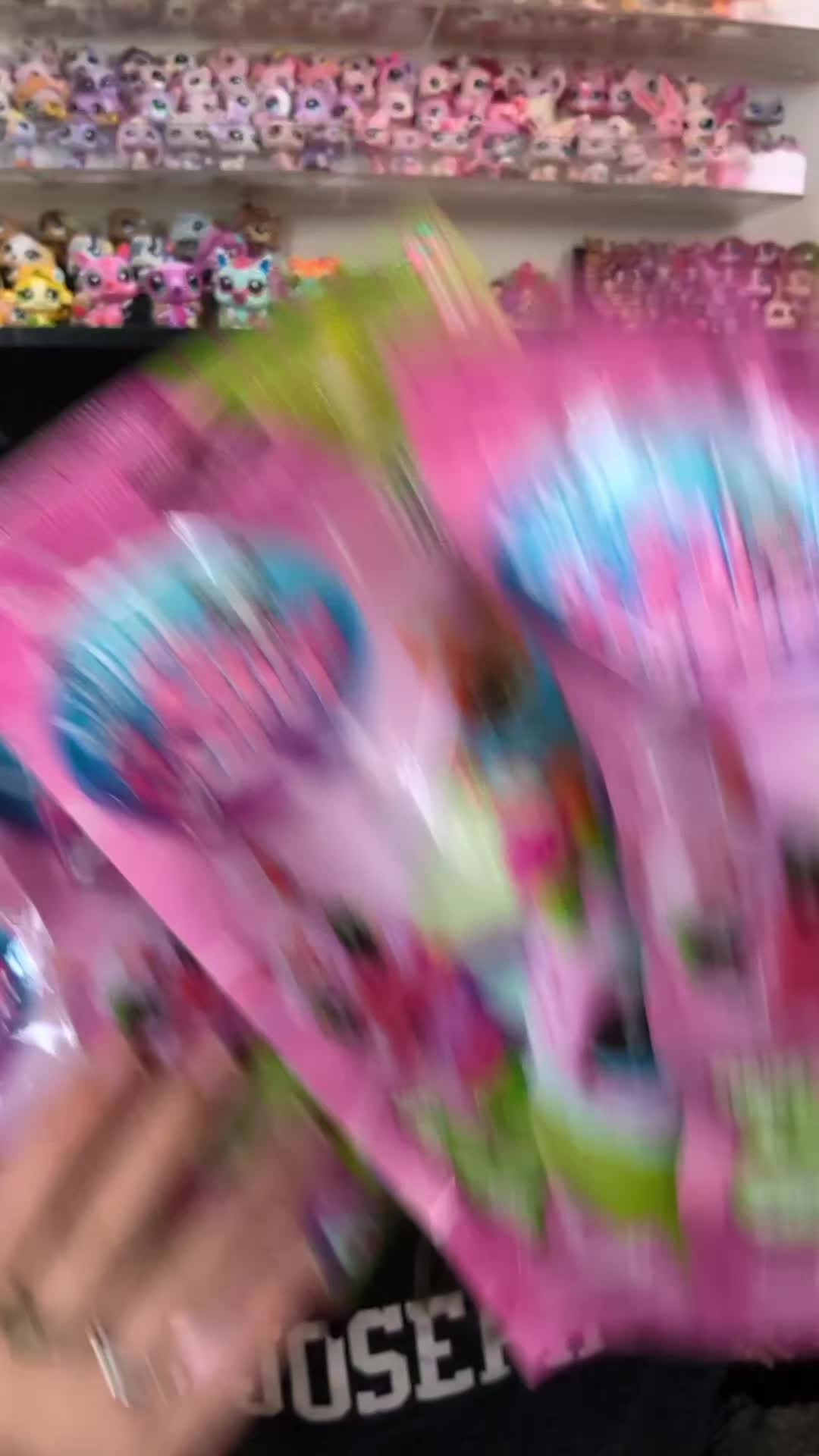 @tchotchkes17