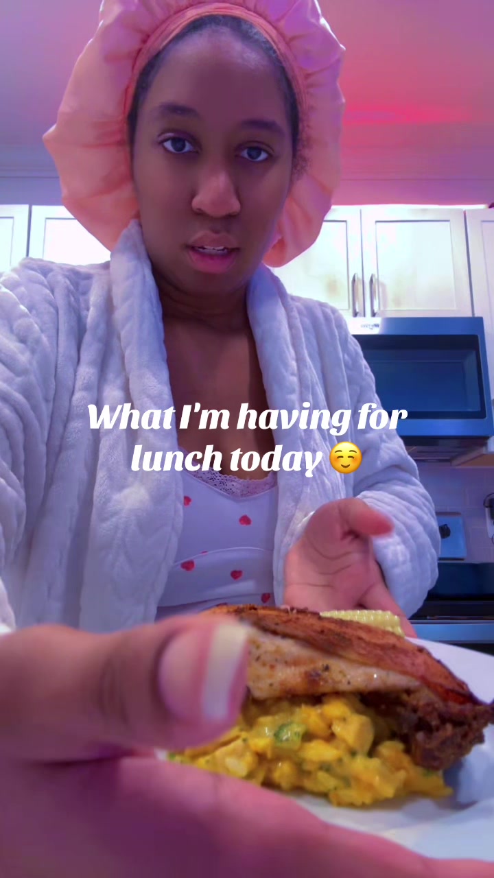@lovelymika99