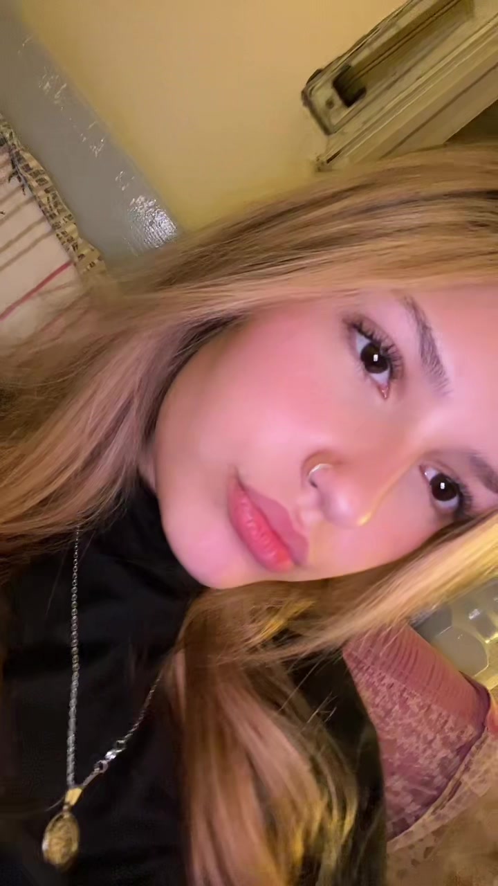 @𝐚𝐧𝐧 ★