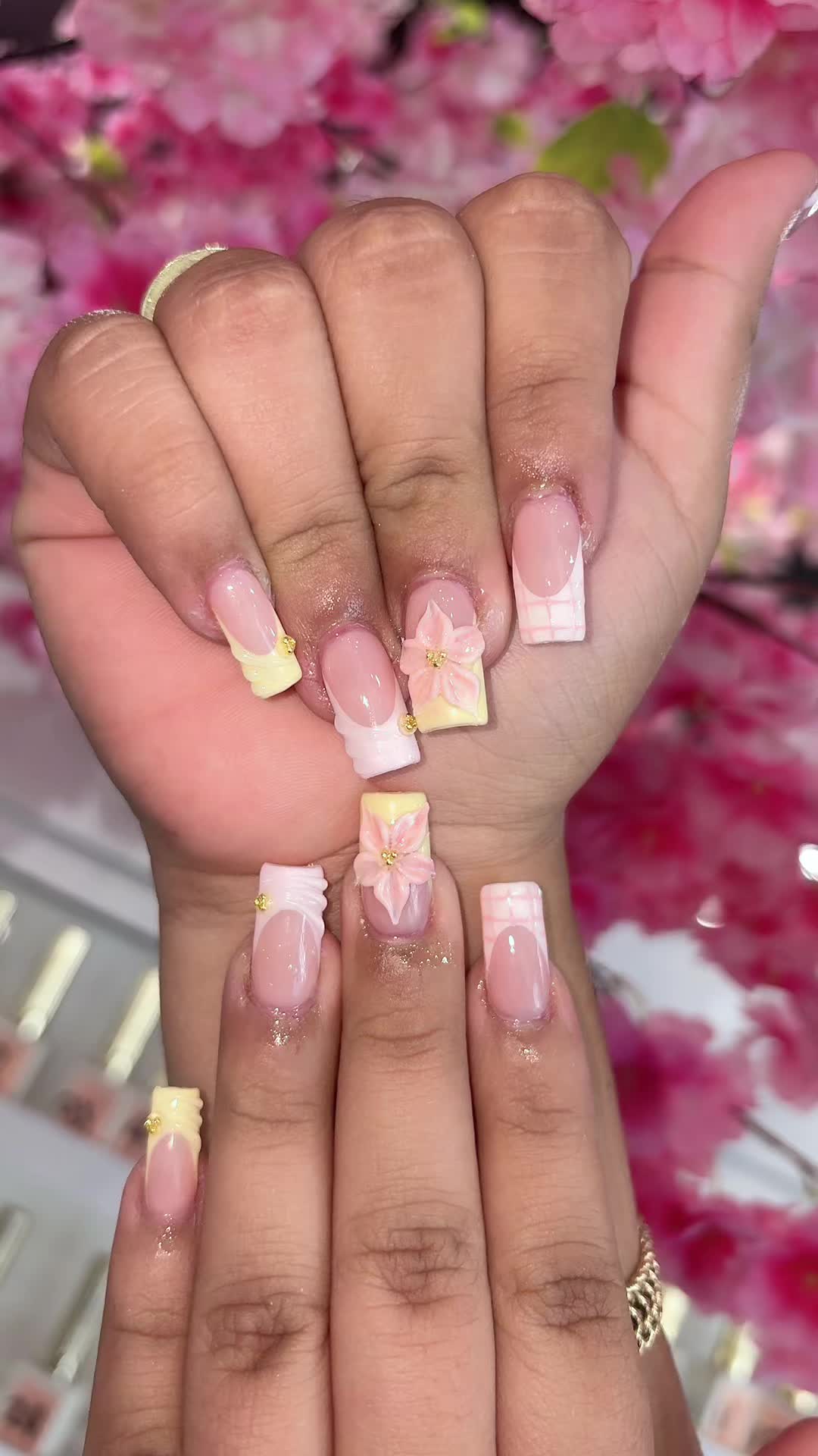 @Fleur Nail Spa