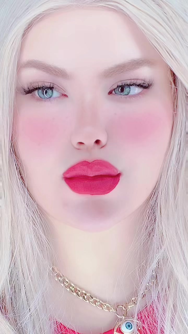 @👑🩷Diva la poupée🩷👑