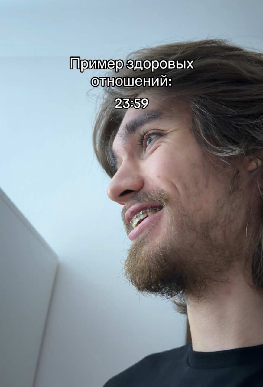 @absurdviktora