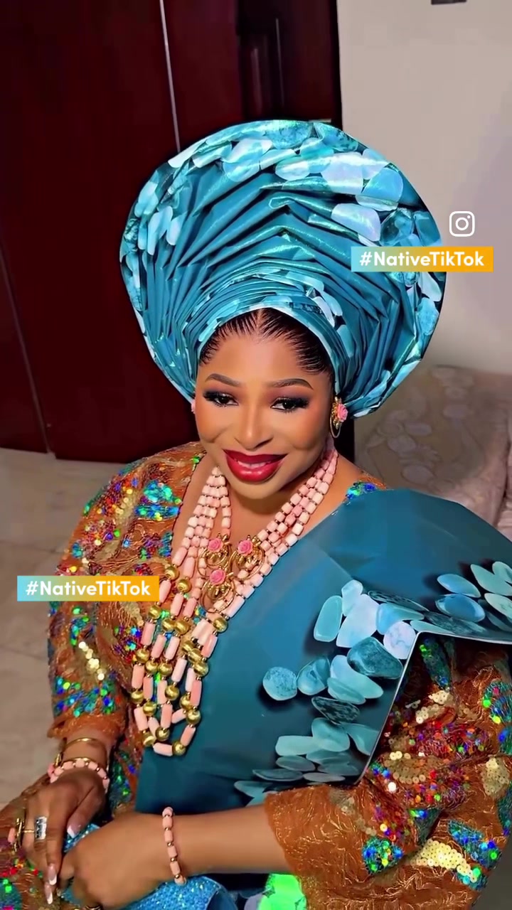@Dressing world | African style
