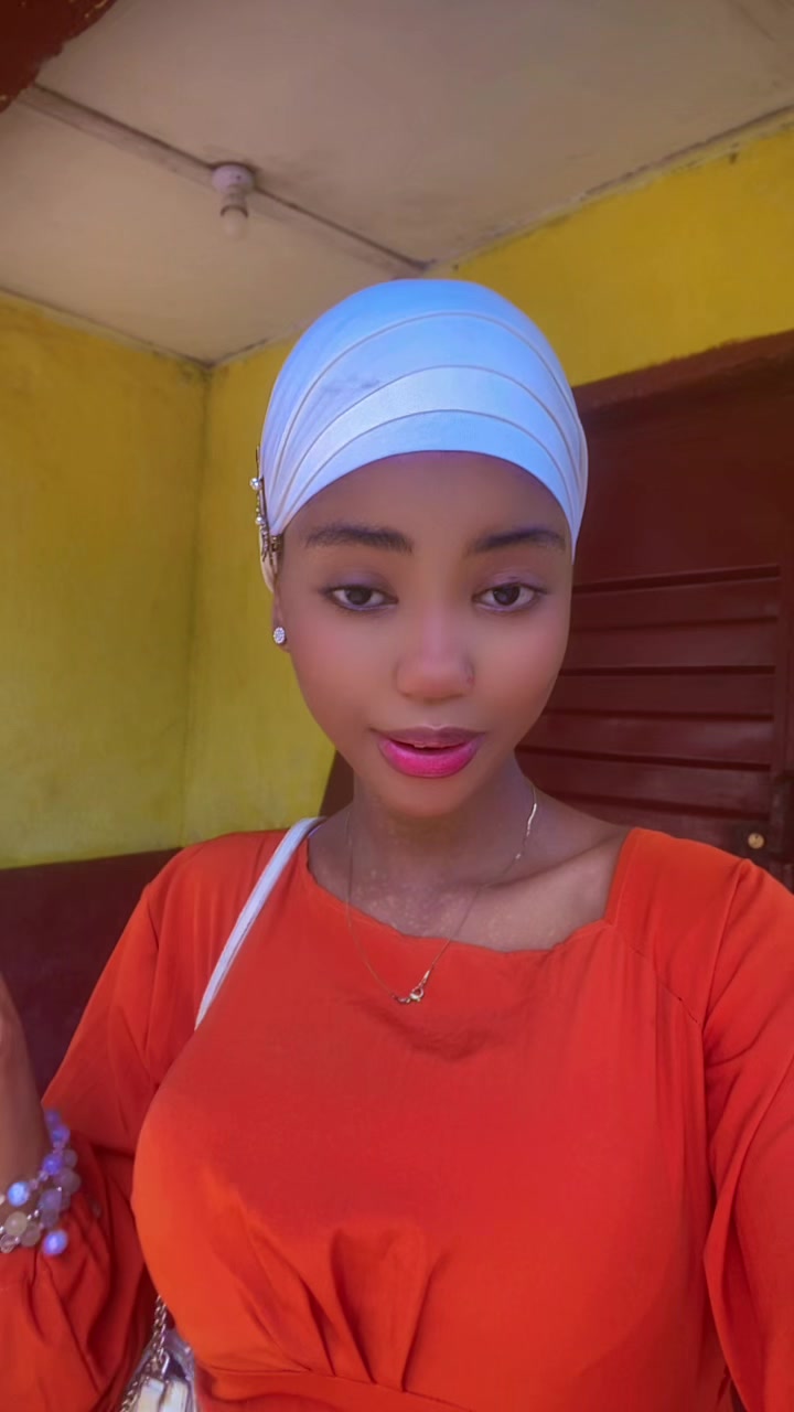@@:fbah6.🇬🇳🇸🇱❤️🩹🪡🧵🦋
