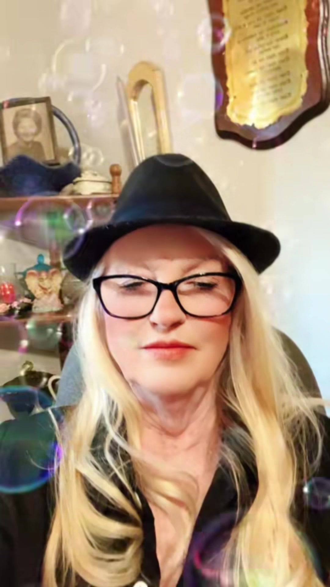 @Sandra Kay (Peaches)