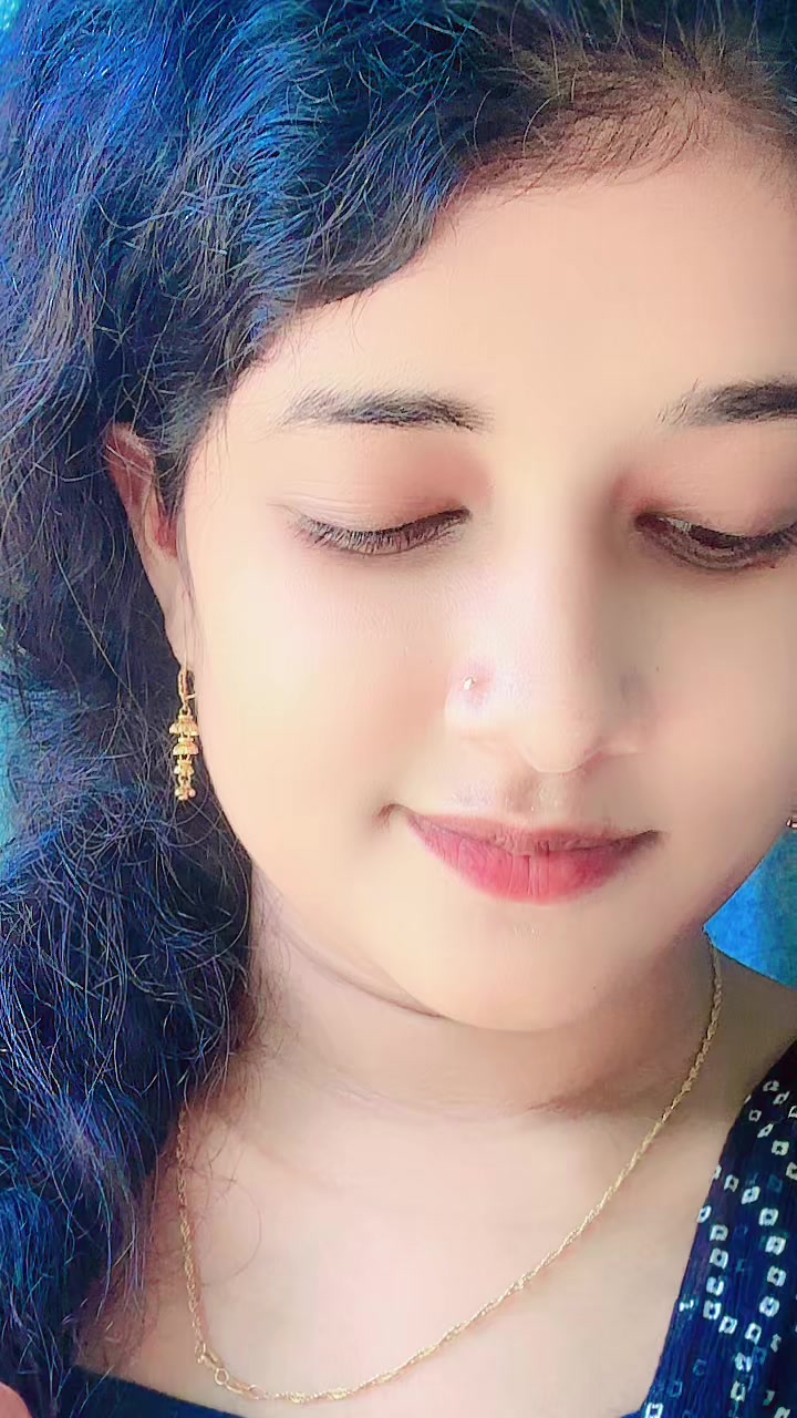 @🥰চরফ্যাশনের মেয়ে আমি🥰
