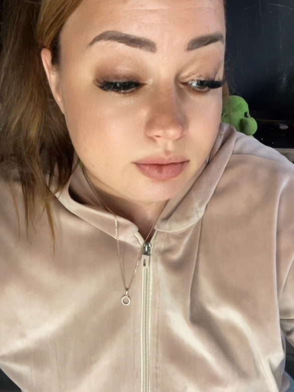@Кейт
