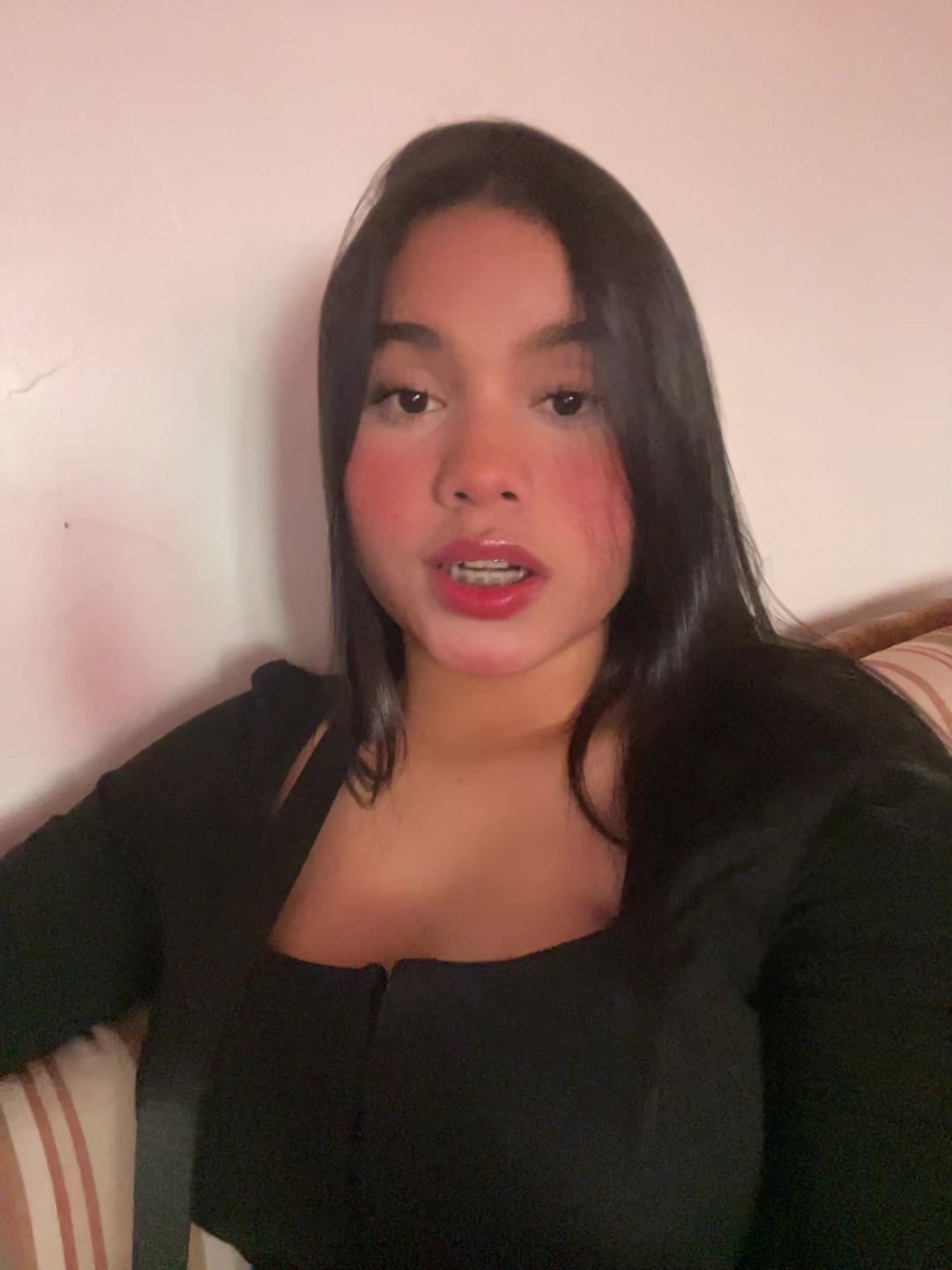 @👤