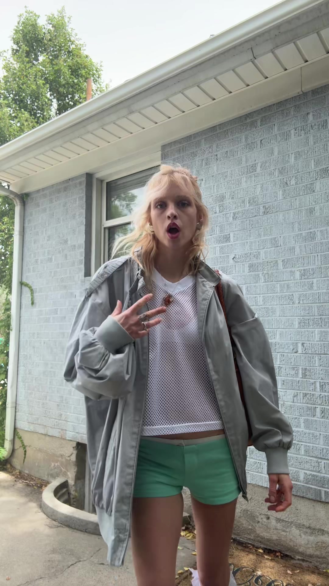 @Beebolittem