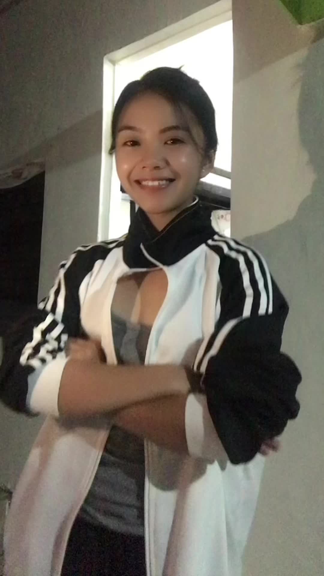 @Cʀɪsʜᴇʟʟ