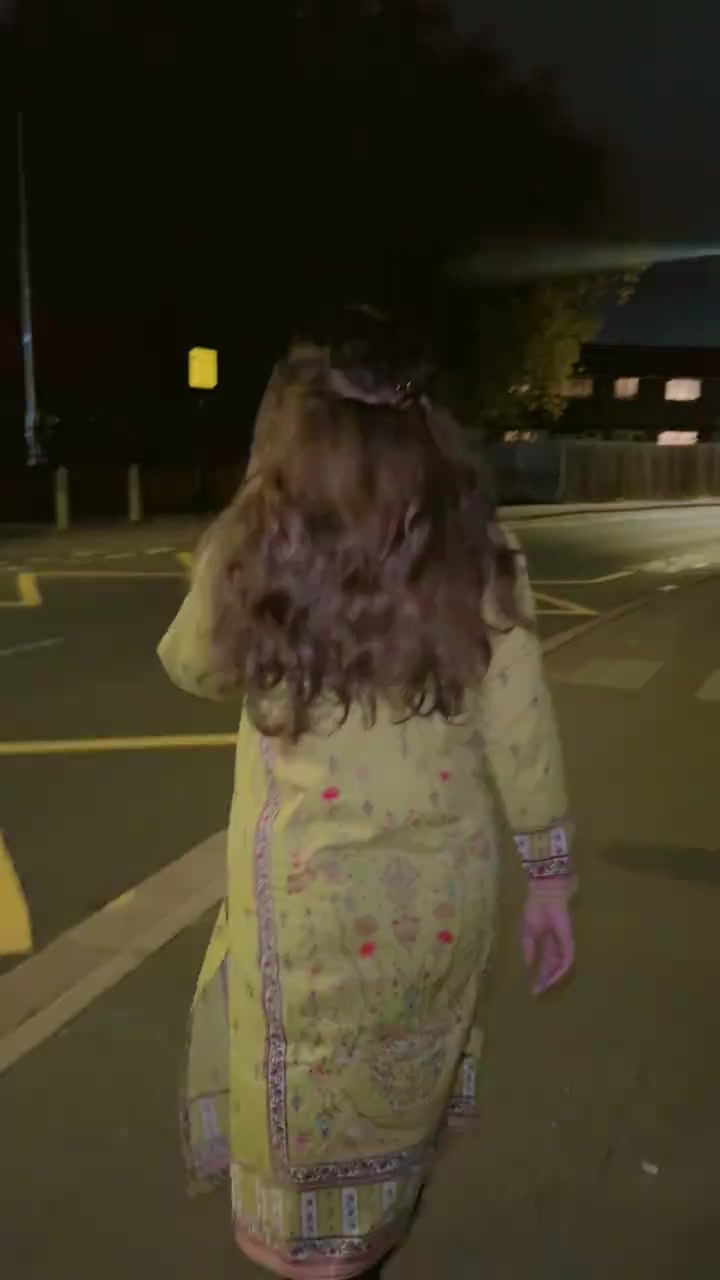 @Pakistani Girls In dubai