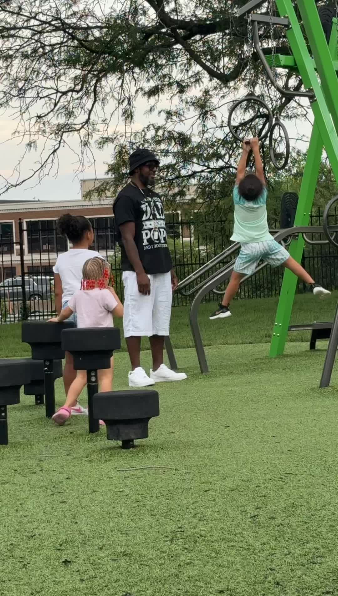 @BurnetteWoodsBunch
