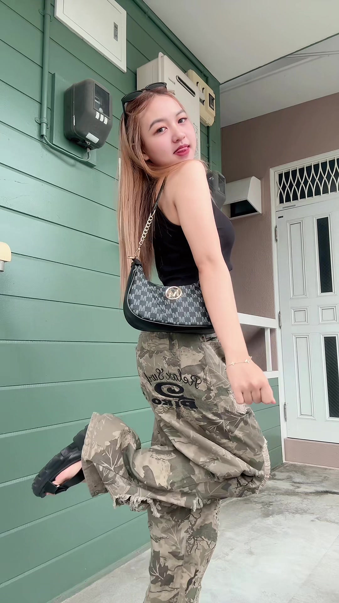 @intannn