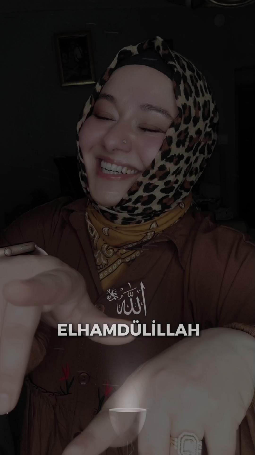 @zübeydeözcan