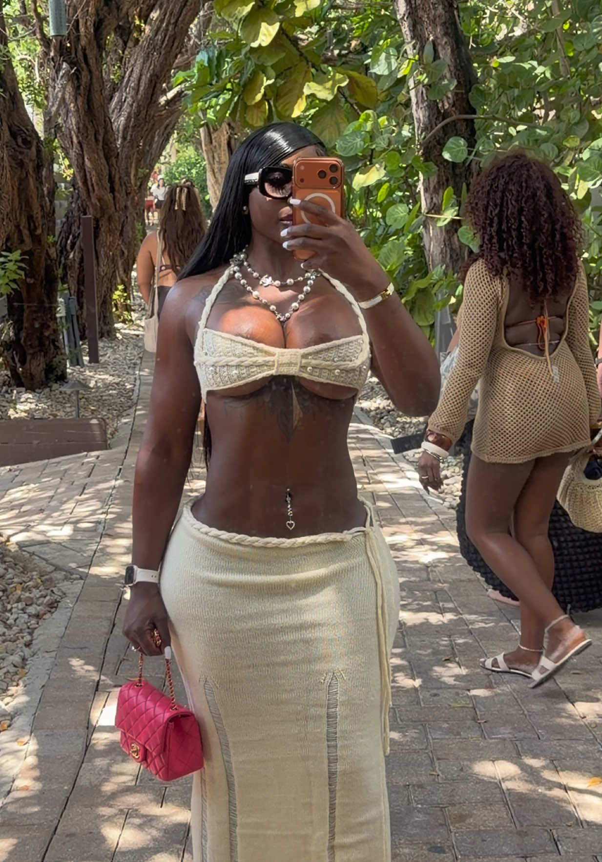 @Realglorious