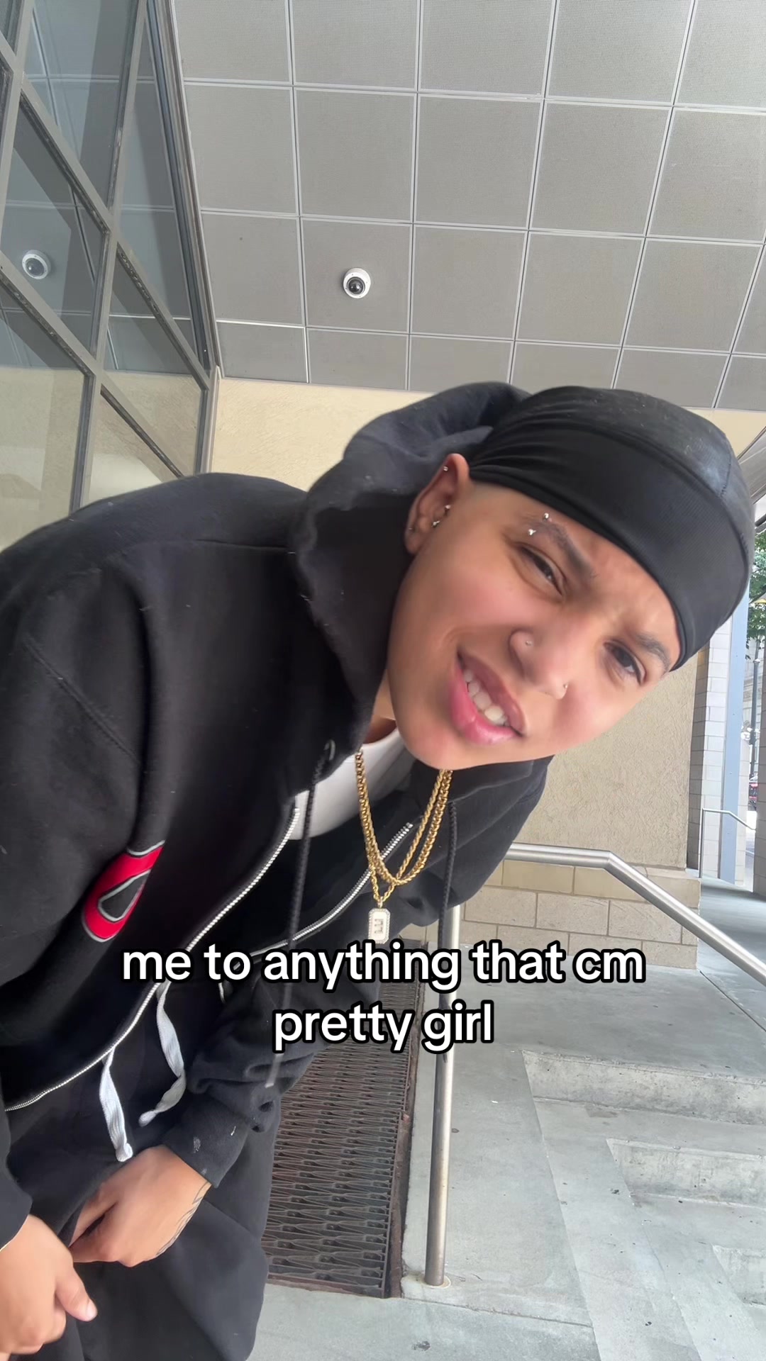 @shelovelayy