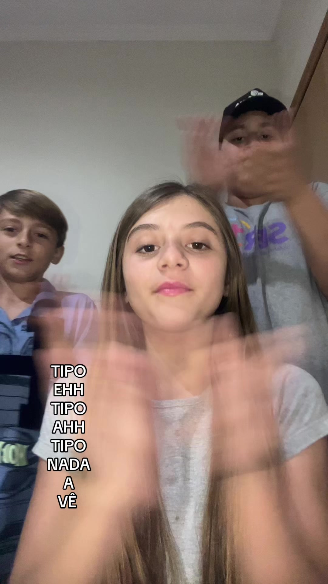 @Lavínia🩷✨