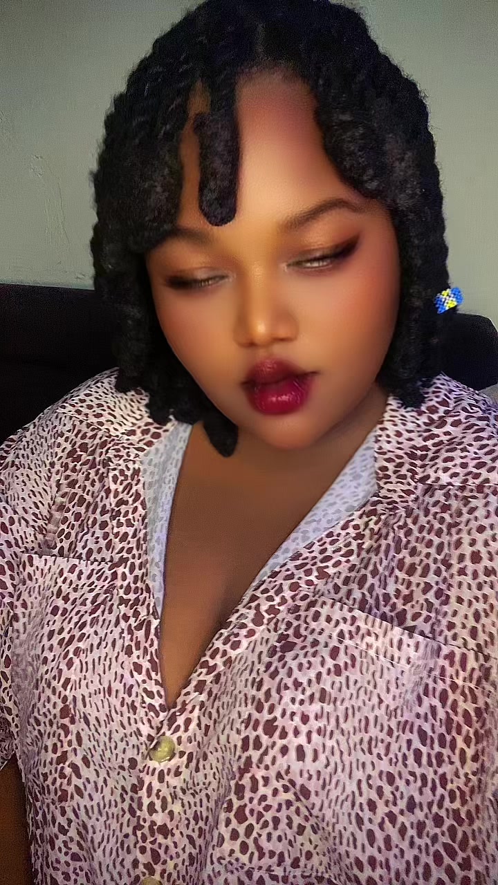 @Misstukuyu