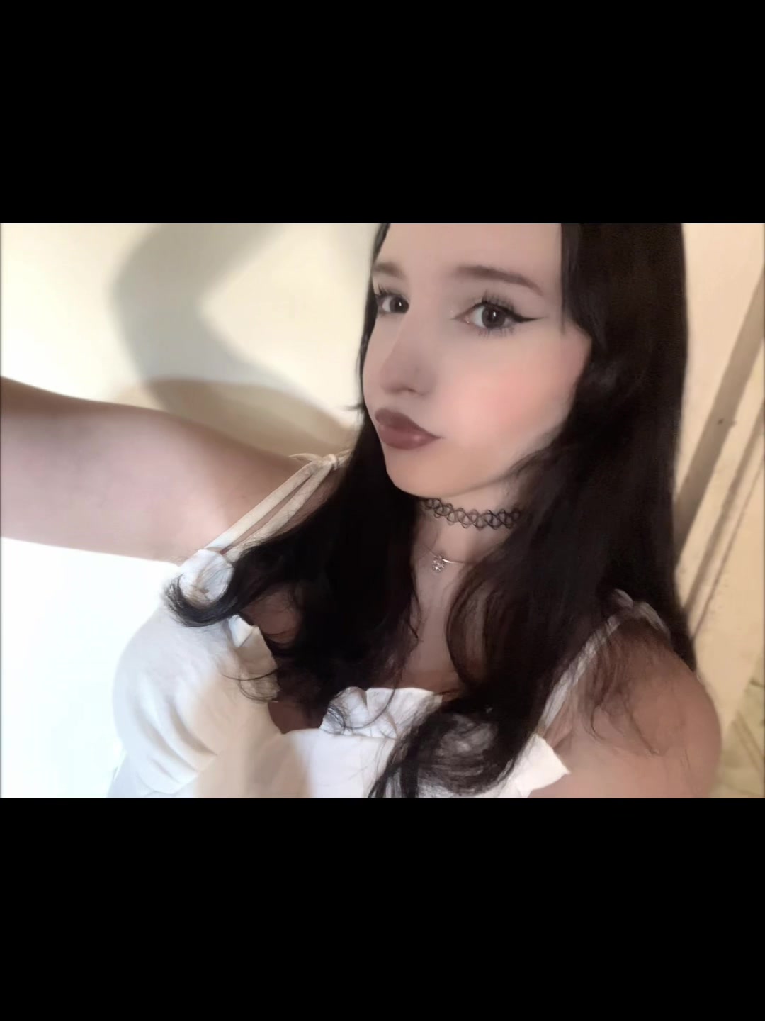 @𝐼𝑛𝑠𝑜𝑚𝑛𝑖𝑎♡