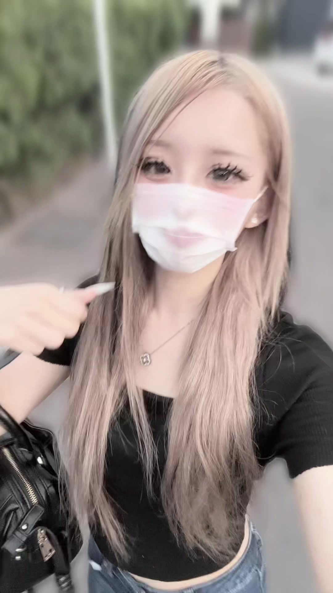 @愛 華