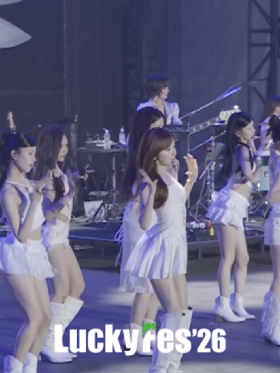 @LuckyFes
