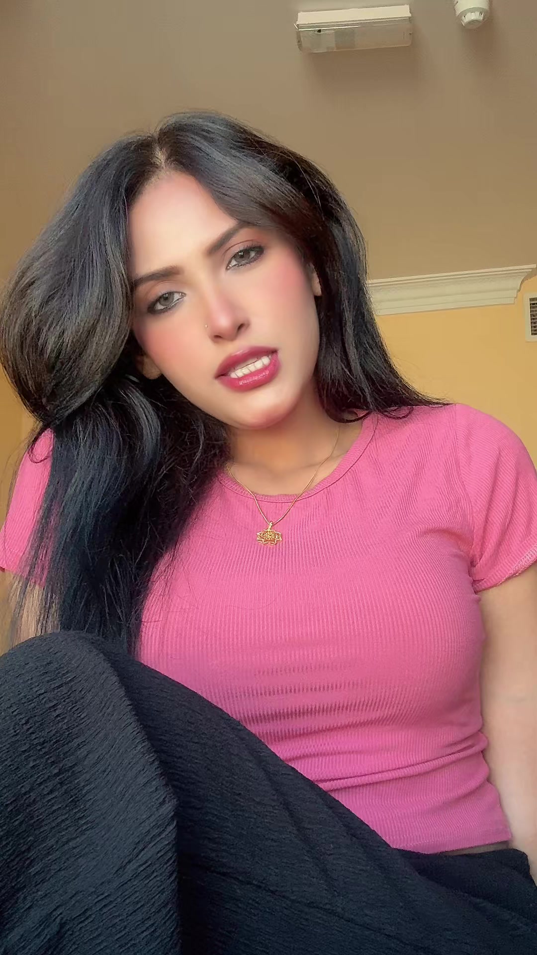 @Sahar_sheikh77