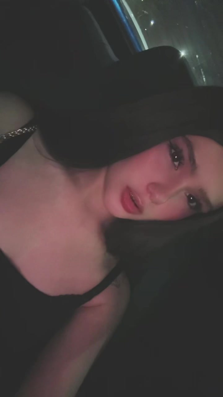 @ʀᴇʏᴇs ✮