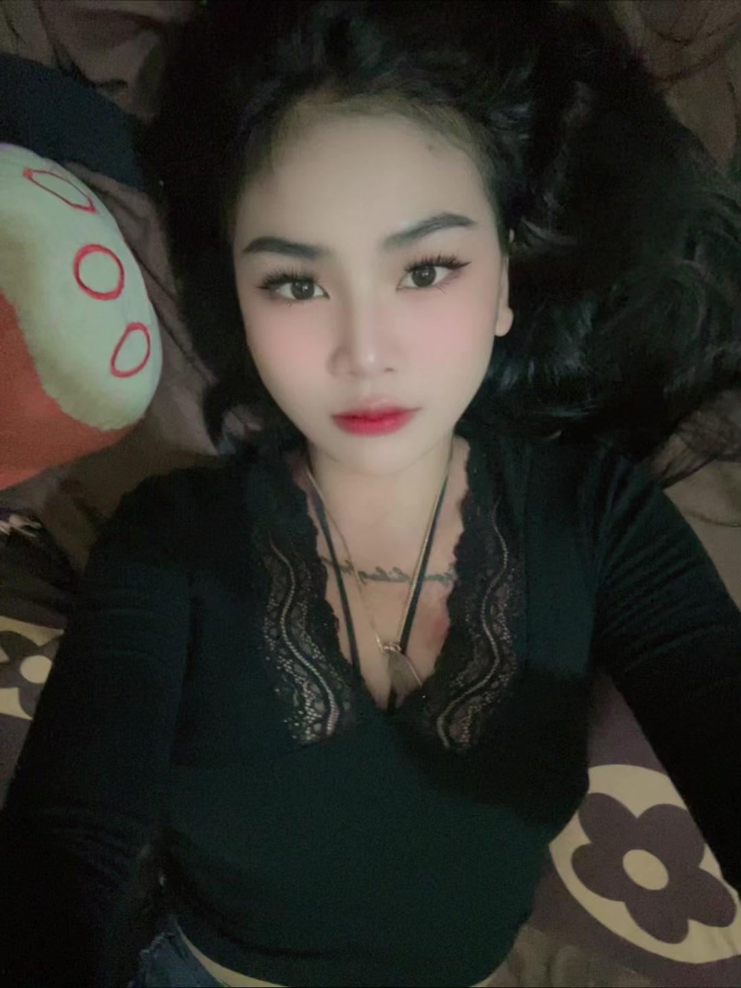 @Yińg Yińg 🍑🖤