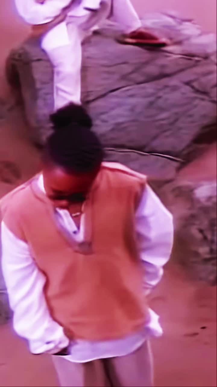 @Loyirock