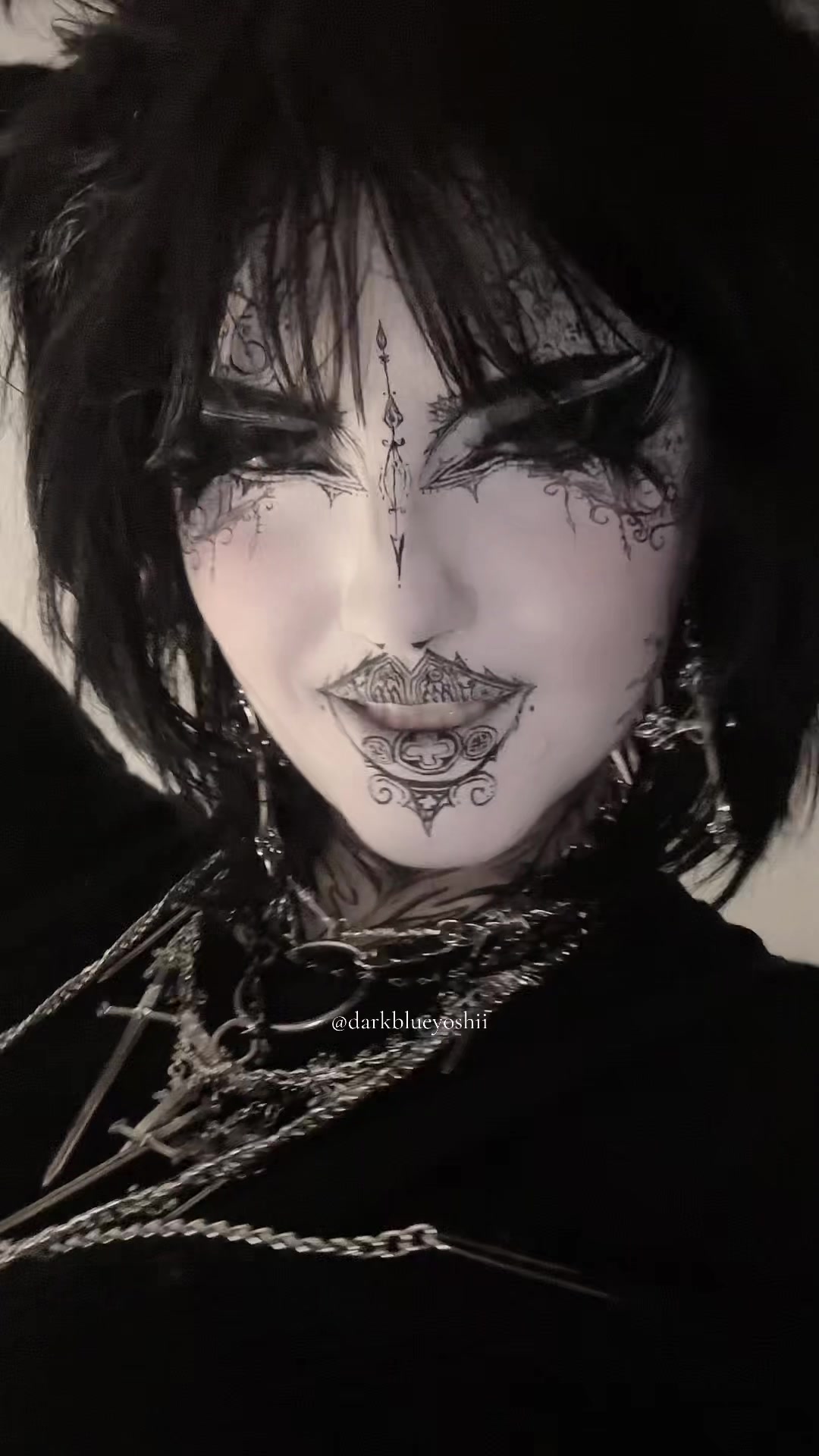 @༺𝕯𝖆𝖗𝖐𝖇𝖑𝖚𝖊𝖞𝖔𝖘𝖍𝖎༻