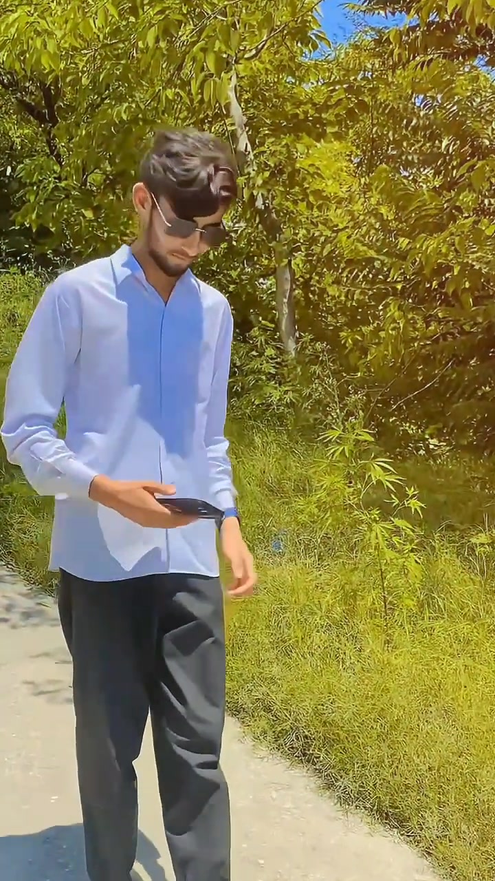 @𝙎𝙝𝙖𝙧𝙞🖤🍂
