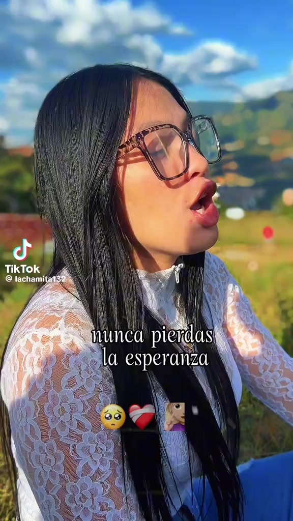 @la chiquita elizabeth Aneloa