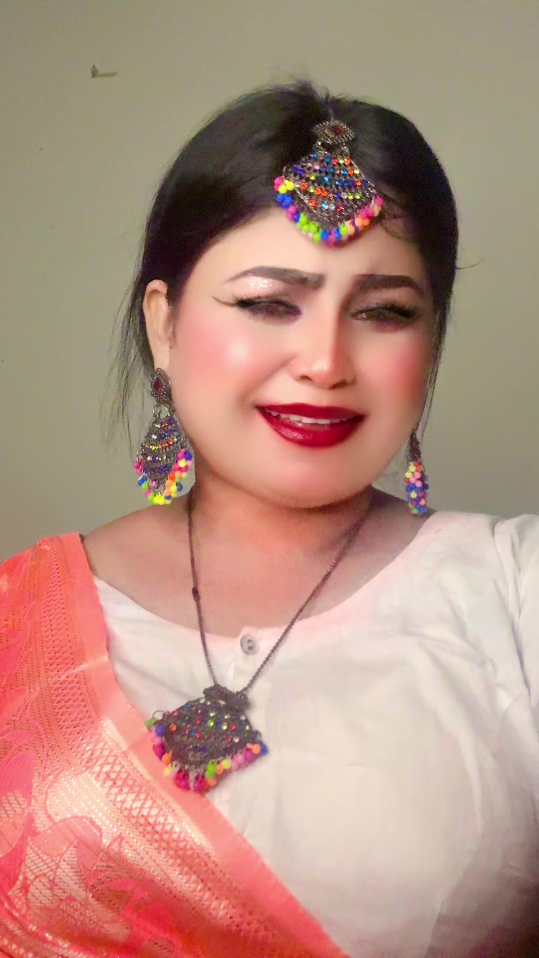 @Sharmin Shila cream apađ