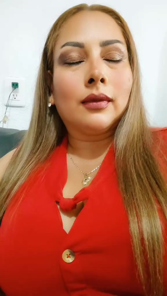 @Mar&iacute;a RB🍒🍒