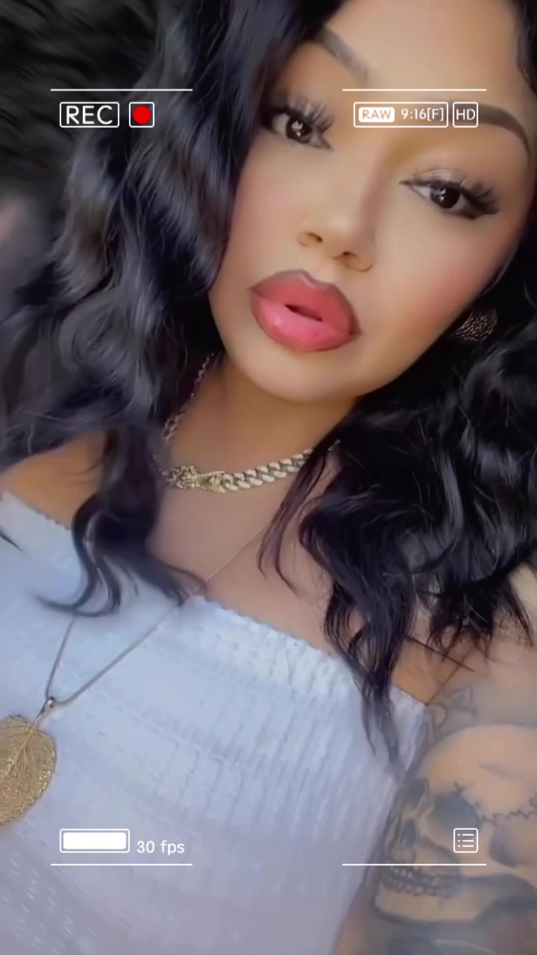 @labrujitaa777