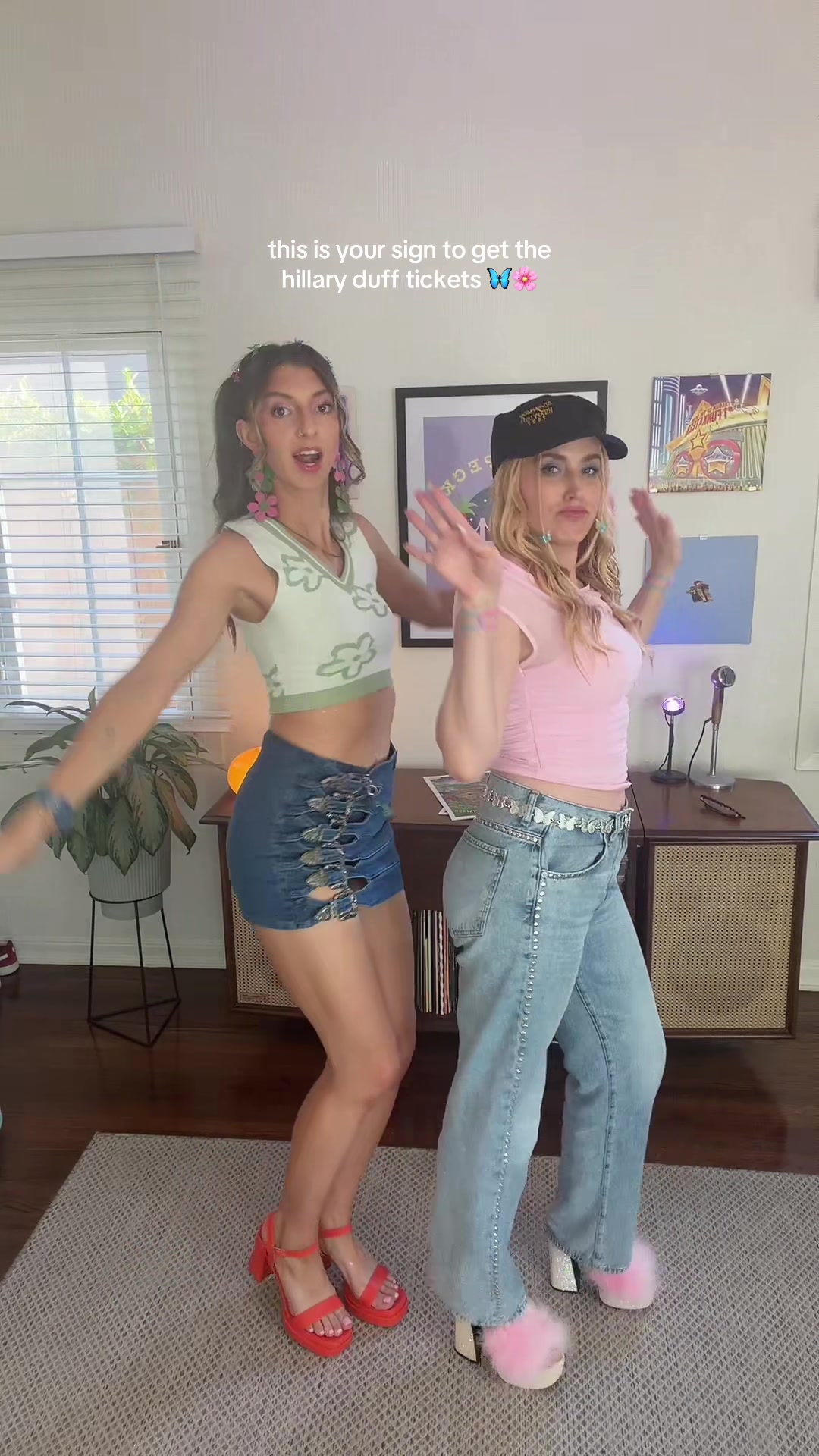 @KatieKComedy