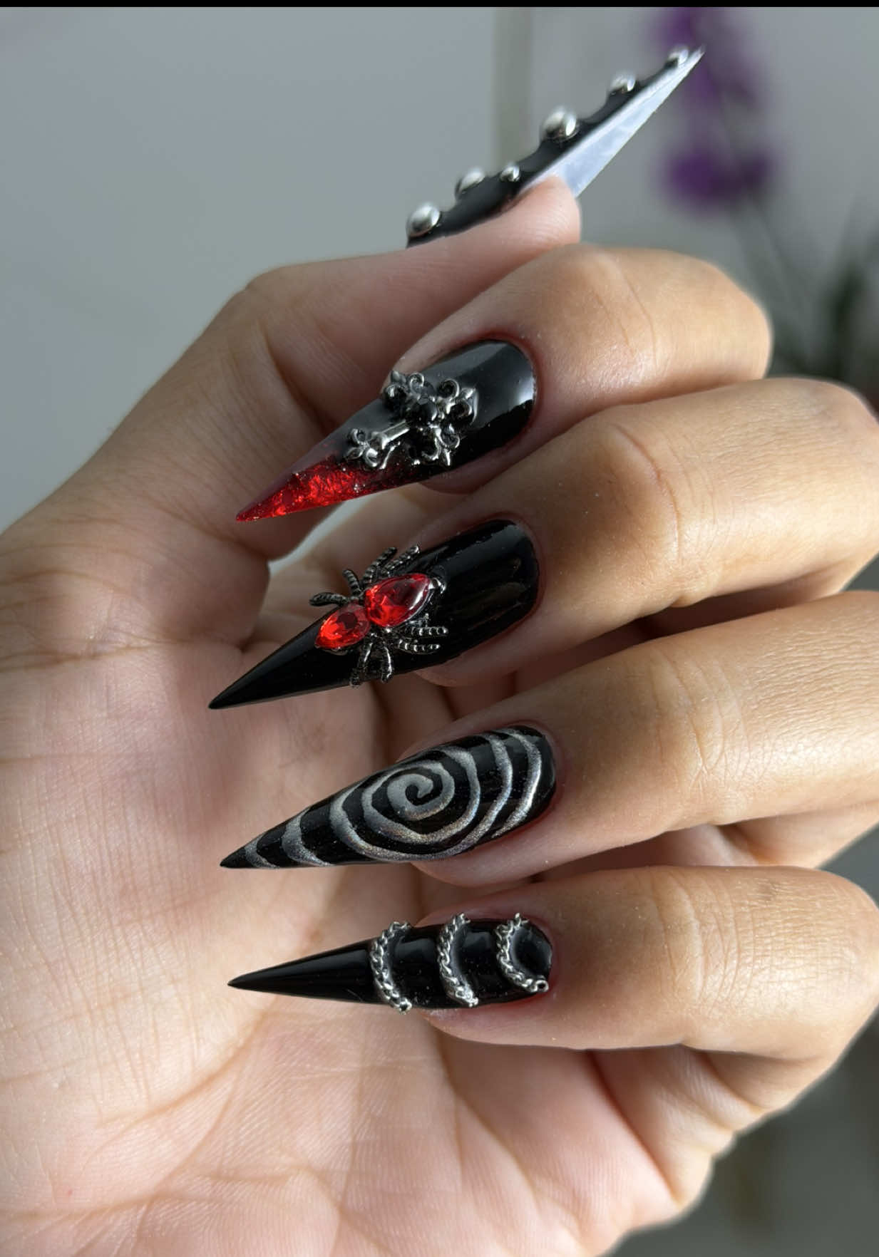 @marginails_