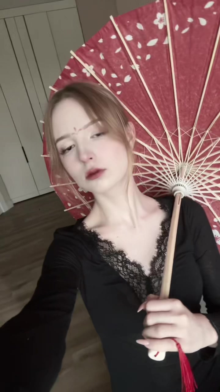 @allisw