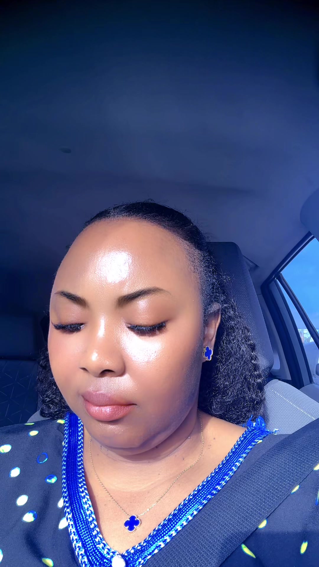 @Lindaapparel__