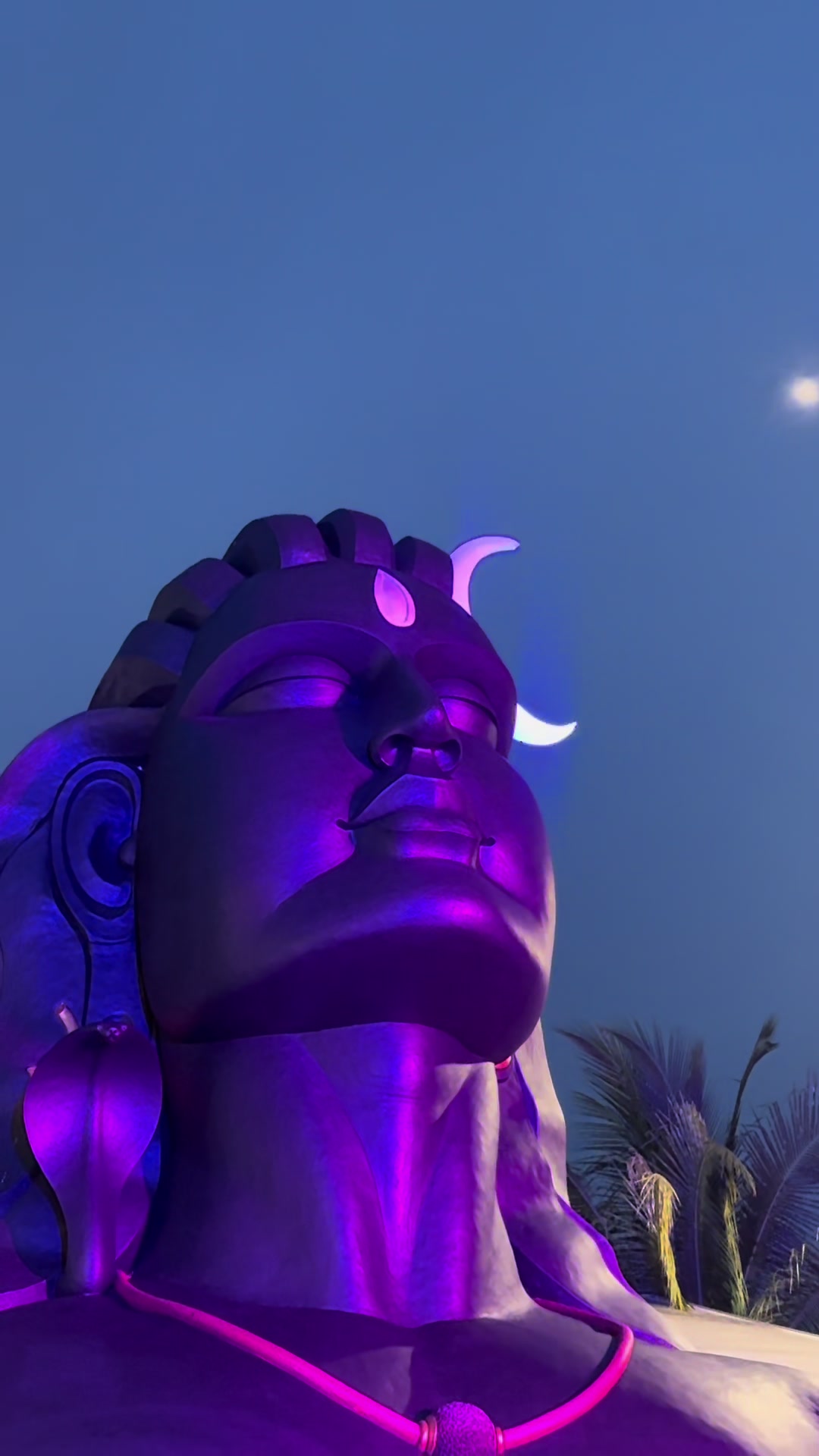 @𝐉 𝐇 𝐎 𝐓 𝐇 𝐈 👀