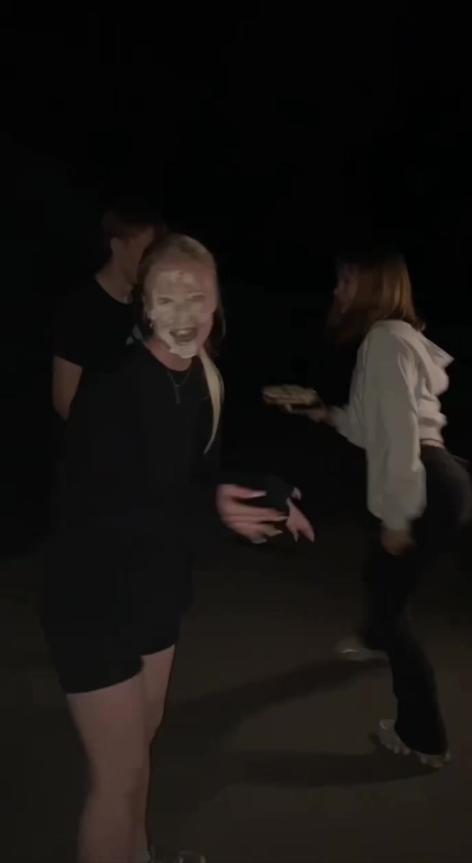 @بلوندي