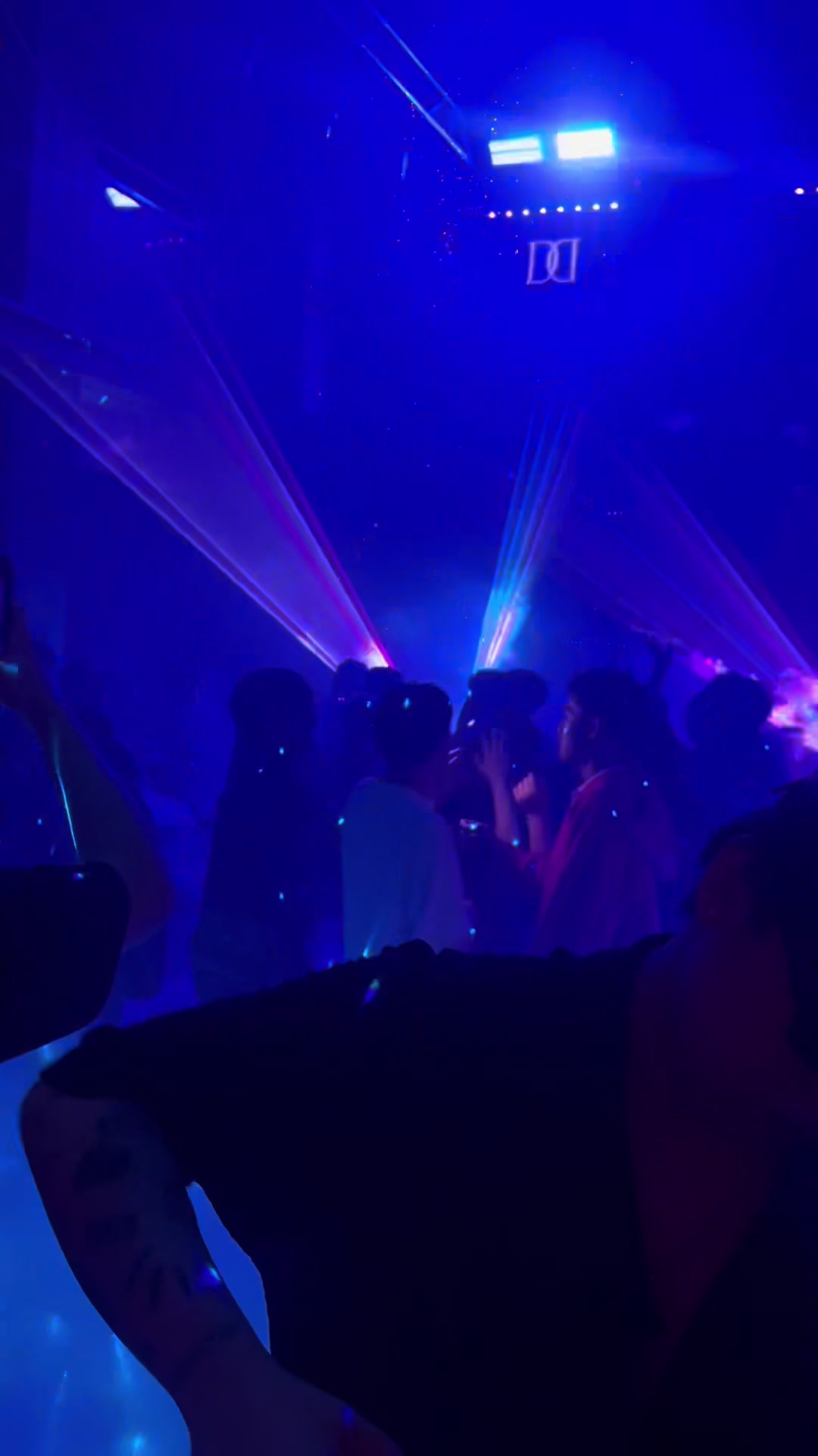 @DD NIGHTCLUB EAST