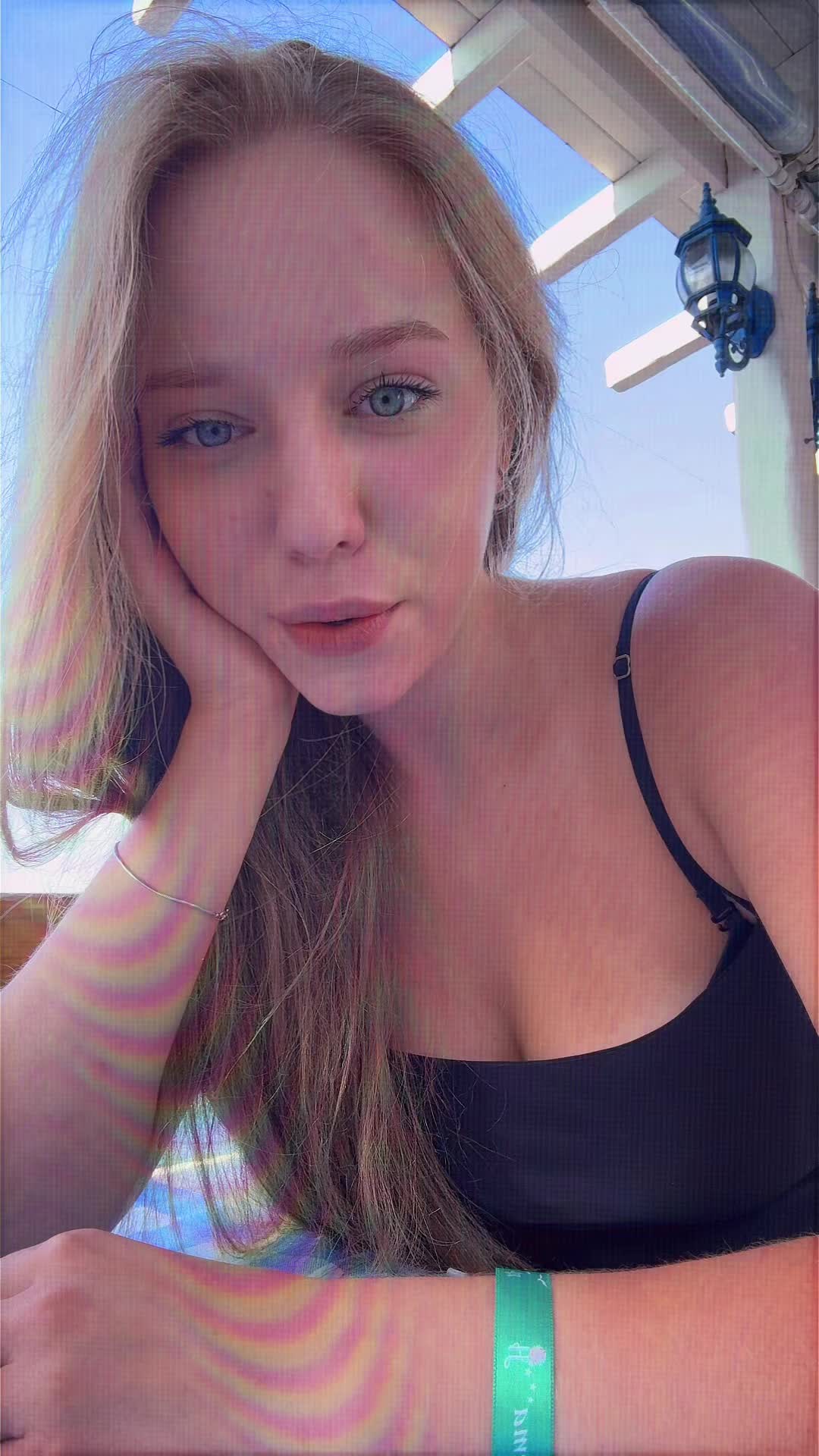 @Elsa❄️