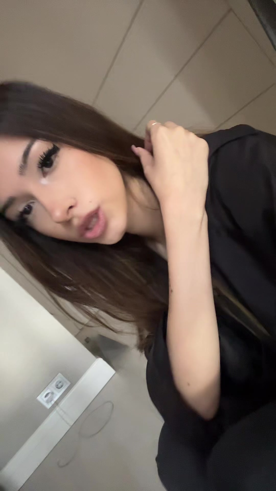 @LIL TESSA