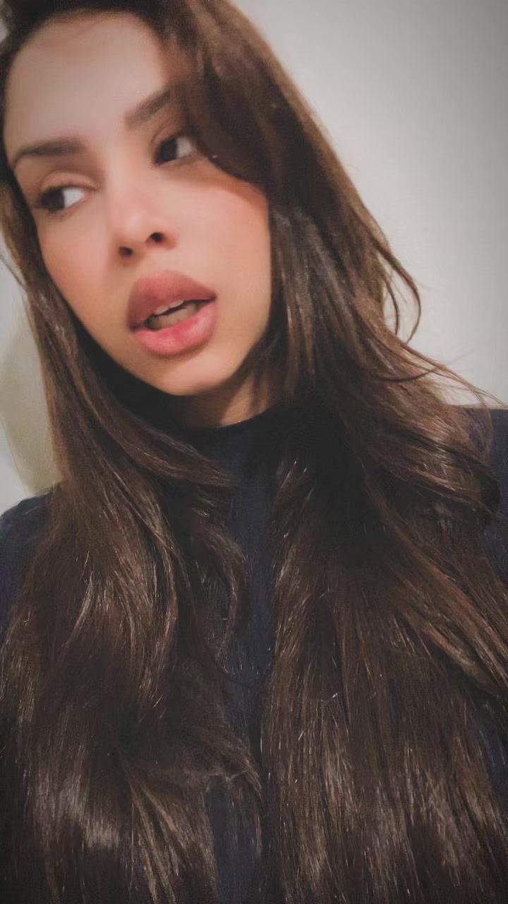 @Vivian Duarte