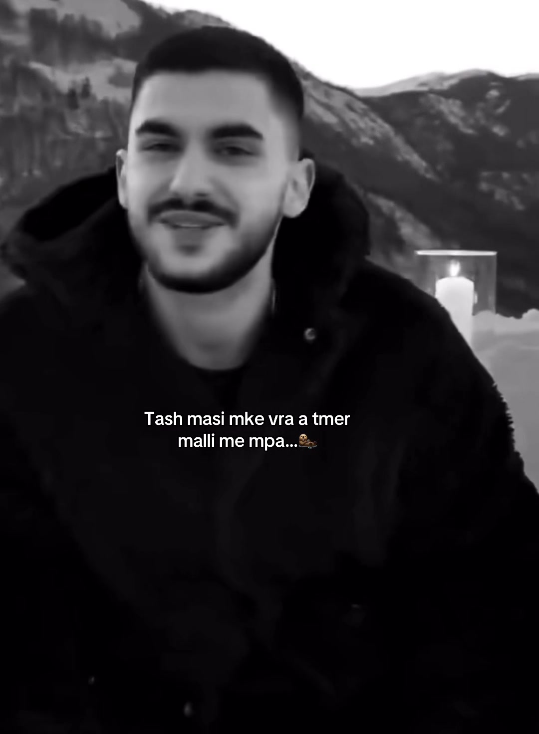 @🦦