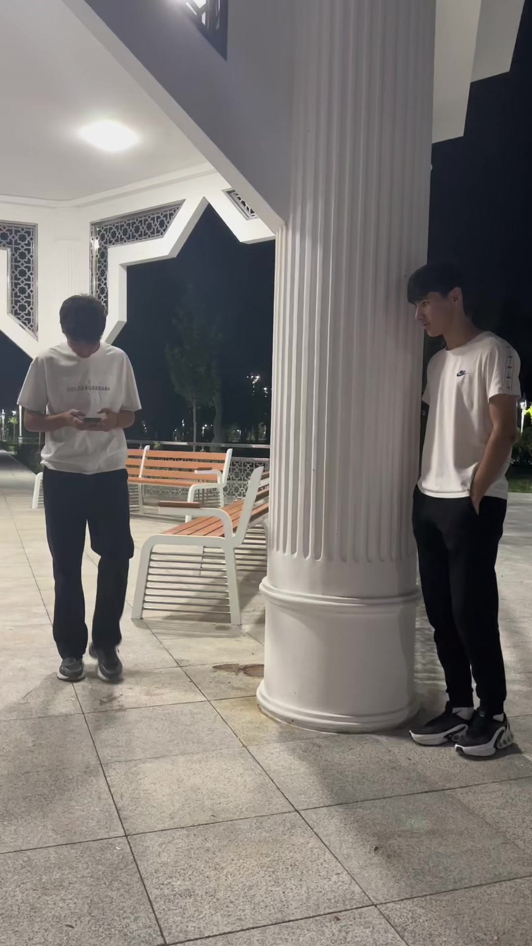 @Alixan_