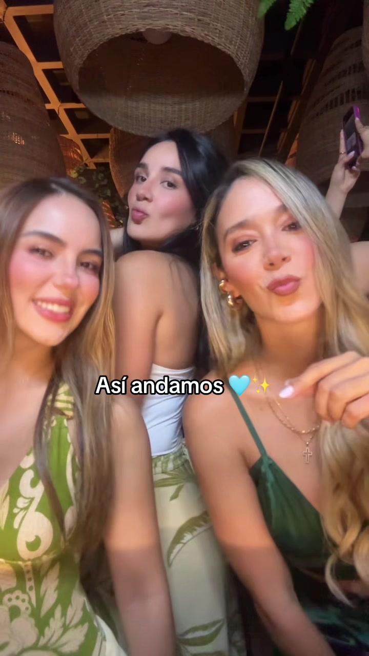 @Andreita T