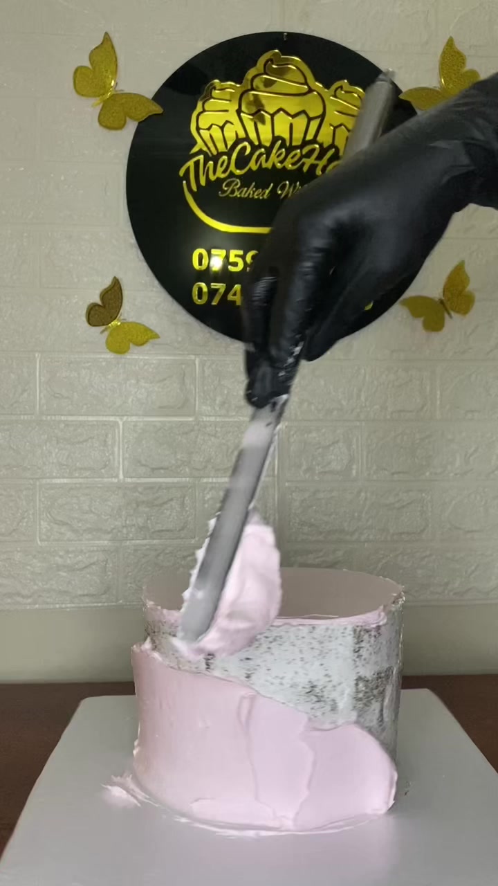 @thecakehouse_256