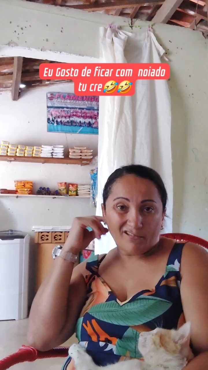 @comediadadonaencrenca